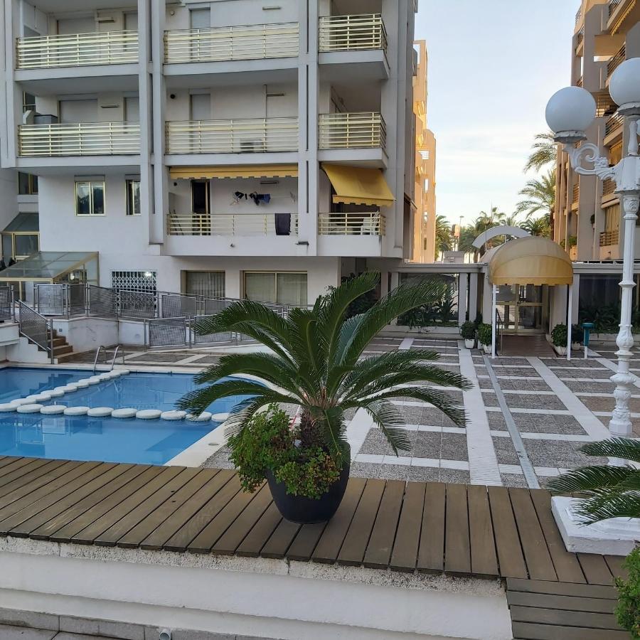 Apartamento En El Centro De Salou Exterior photo